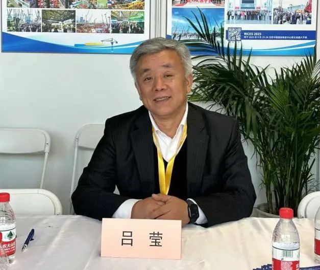 吕营.jpg